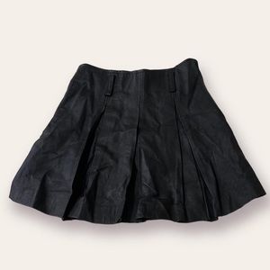 ✨🖤 Vintage Mini Leather Skirt 🖤✨